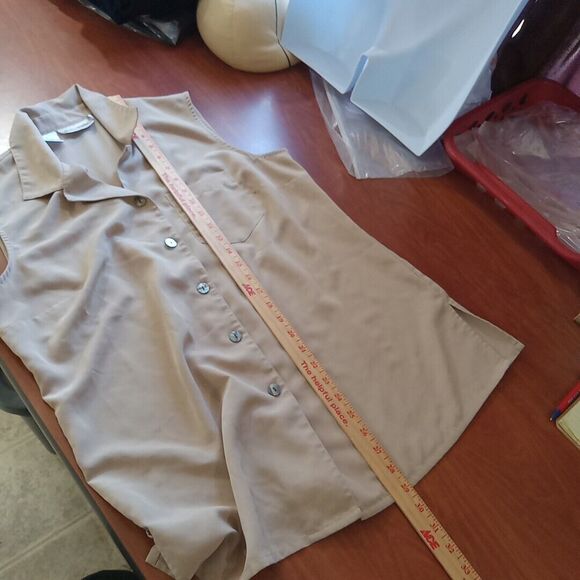 K.C. Studio Shirt Women's Size 12 Button Front * - Picture 11 of 12